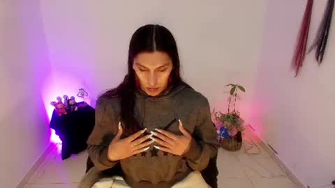 Snapshot of angele_johnson chatting on June 2026 02:18:02 AM angele online show from June 2026 02:18:02 AM