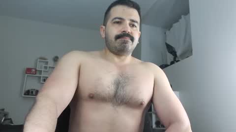 Angel Fusco online show from April 2026 04:05:02 AM