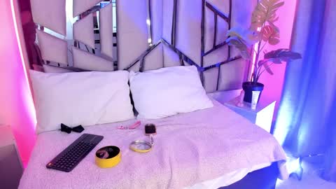 Snapshot of angeli_cute chatting on September 2025 08:53:02 PM angeli_cute online show from September 2025 08:53:02 PM