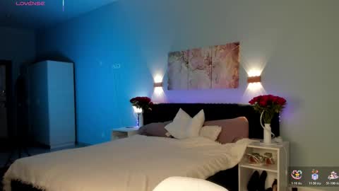 Emma online show from December 2025 01:11:01 AM