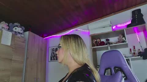 Snapshot of angelica_sparks chatting on July 2026 03:09:02 AM Angelica Sparks online show from July 2026 03:09:02 AM