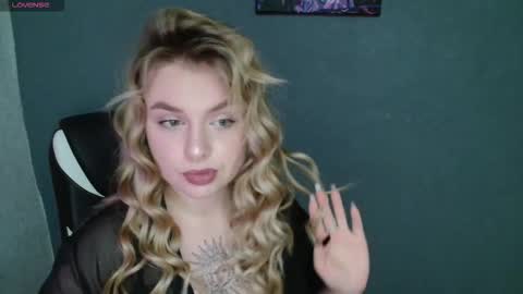 angelicablanch online show from October 2025 08:48:02 PM