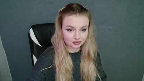 angelicablanch online show from November 2025 07:43:01 PM