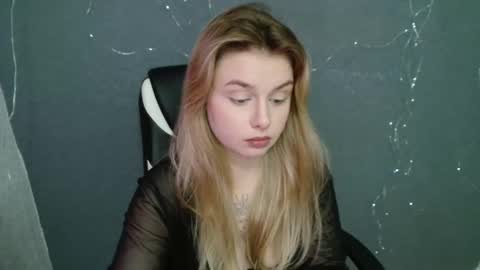 angelicablanch online show from November 2025 10:08:02 PM