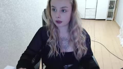 angelicablanch online show from November 2025 10:44:02 PM