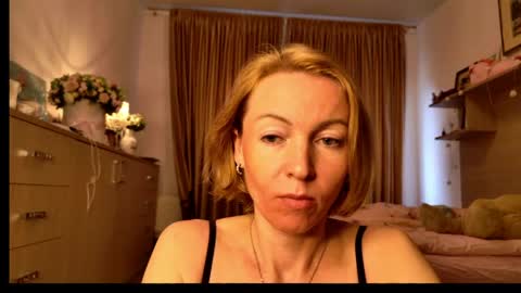 Snapshot of angelicfenix chatting on May 2026 01:38:01 PM angelicfenix online show from May 2026 01:38:01 PM