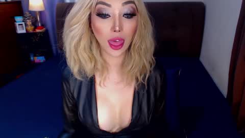 MS. AMALIA online show from January 2026 05:32:01 AM