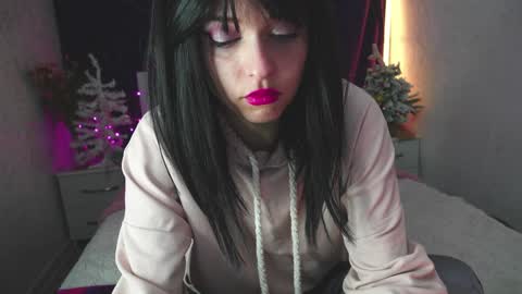 Angelika Rouge online show from January 2025 03:36:02 PM