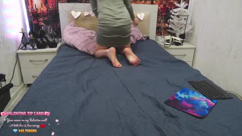 Snapshot of angelika_rouge chatting on February 2026 05:19:02 PM Angelika Rouge online show from February 2026 05:19:02 PM