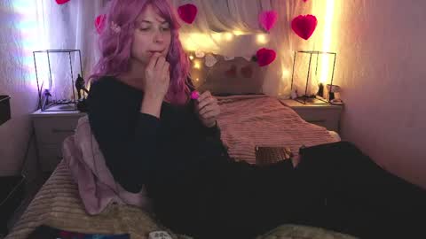 Snapshot of angelika_rouge chatting on April 2026 05:44:01 PM Angelika Rouge online show from April 2026 05:44:01 PM