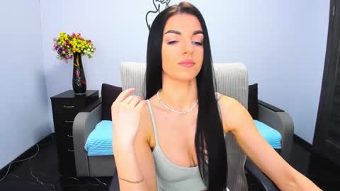 Angelina online show from January 2025 12:30:01 PM