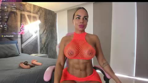 Snapshot of angelina_fit chatting on September 2025 02:28:01 PM Angelina online show from September 2025 02:28:01 PM