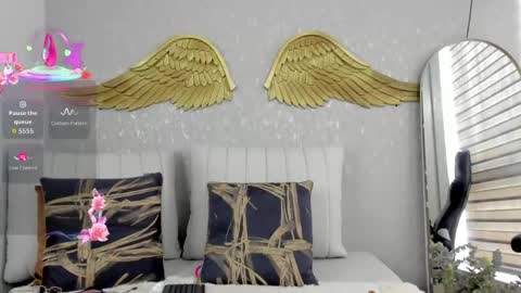 Snapshot of angelina_ruspoli chatting on May 2026 04:27:02 PM Angelina online show from May 2026 04:27:02 PM