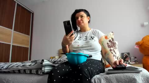 Snapshot of angelinacht chatting on February 2025 07:07:01 AM Angelina online show from February 2025 07:07:01 AM