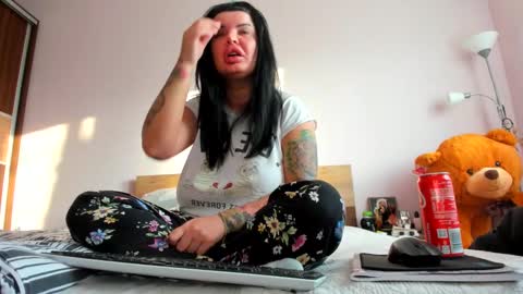 Snapshot of angelinacht chatting on February 2025 05:53:01 AM Angelina online show from February 2025 05:53:01 AM