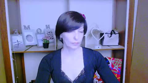 Angelina online show from January 2025 07:43:01 AM