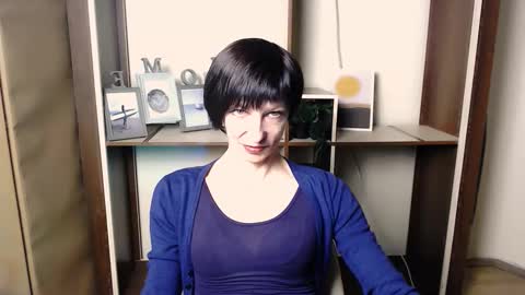 Angelina online show from November 2025 07:35:02 AM