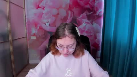 AngelinaLow online show from March 2025 06:40:02 AM