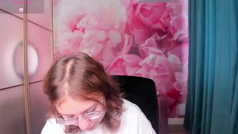 AngelinaLow online show from October 2025 12:52:02 PM