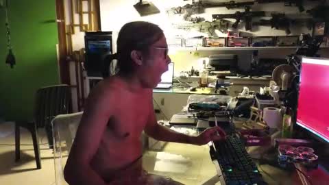 Snapshot of angelinasia chatting on September 2025 03:45:02 PM Angel online show from September 2025 03:45:02 PM