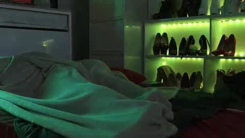 Snapshot of angelinasia chatting on October 2025 09:26:02 PM Angel online show from October 2025 09:26:02 PM