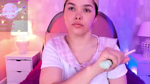Snapshot of angeline__cute chatting on July 2026 12:22:02 PM angeline online show from July 2026 12:22:02 PM