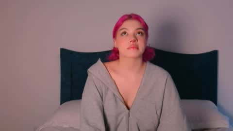 Snapshot of angelinhaa chatting on November 2025 05:11:01 PM Angelinhaa online show from November 2025 05:11:01 PM