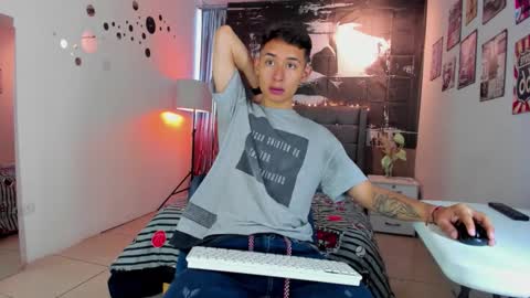 Angel online show from November 2025 12:16:01 PM