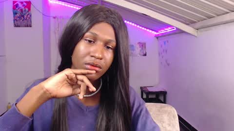 Snapshot of angell_dustt chatting on December 2024 12:34:01 AM Danielle online show from December 2024 12:34:01 AM