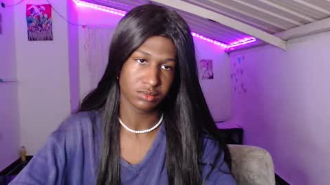 Snapshot of angell_dustt chatting on December 2024 06:01:02 AM Danielle online show from December 2024 06:01:02 AM