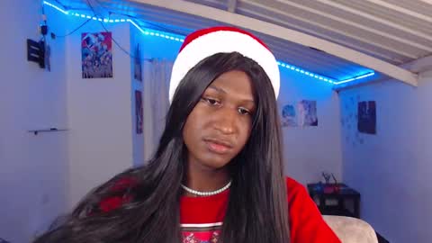 Snapshot of angell_dustt chatting on December 2024 04:44:02 AM Danielle online show from December 2024 04:44:02 AM