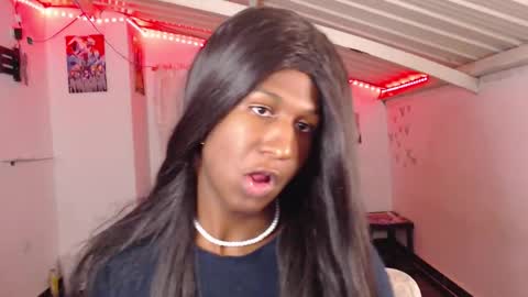 Snapshot of angell_dustt chatting on January 2025 04:55:02 AM Danielle online show from January 2025 04:55:02 AM