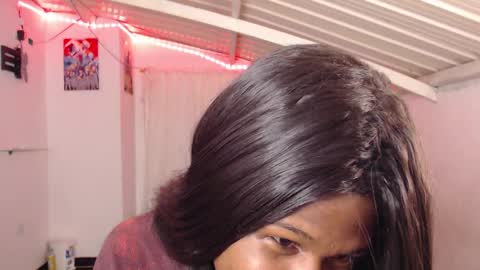 Snapshot of angell_dustt chatting on January 2025 03:40:01 AM Danielle online show from January 2025 03:40:01 AM