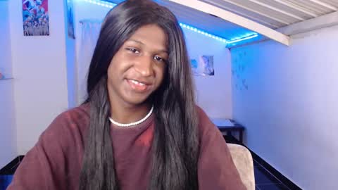 Snapshot of angell_dustt chatting on January 2025 01:18:01 AM Danielle online show from January 2025 01:18:01 AM