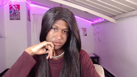 Snapshot of angell_dustt chatting on January 2025 03:37:01 AM Danielle online show from January 2025 03:37:01 AM