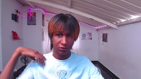 Snapshot of angell_dustt chatting on February 2025 04:13:02 PM Danielle online show from February 2025 04:13:02 PM