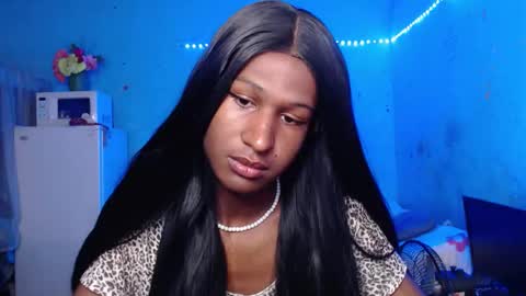 Snapshot of angell_dustt chatting on September 2025 05:36:02 PM Danielle online show from September 2025 05:36:02 PM