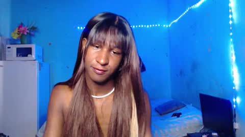 Snapshot of angell_dustt chatting on October 2025 07:31:02 PM Danielle online show from October 2025 07:31:02 PM