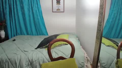 Snapshot of angellaisabella chatting on January 2025 11:10:02 PM ANGELA ISABELLA online show from January 2025 11:10:02 PM