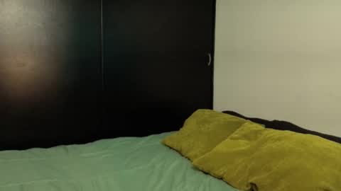 Snapshot of angellaisabella chatting on September 2025 12:30:01 PM ANGELA ISABELLA online show from September 2025 12:30:01 PM