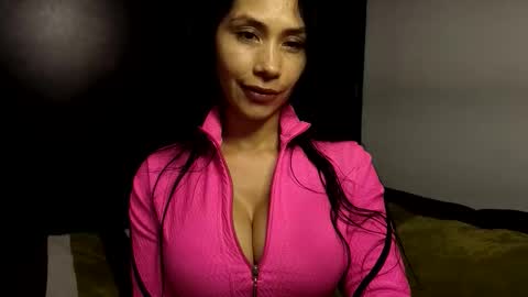 Snapshot of angellaisabella chatting on November 2025 11:48:01 PM ANGELA ISABELLA online show from November 2025 11:48:01 PM