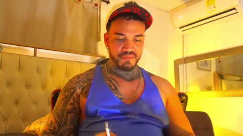 angellatino0 online show from December 2024 09:02:02 AM