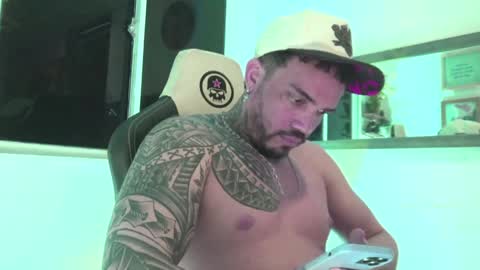 angellatino0 online show from December 2024 02:40:01 AM