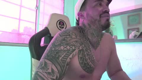 angellatino0 online show from December 2024 12:15:01 PM