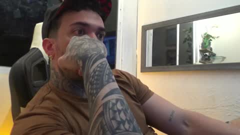 angellatino0 online show from January 2025 08:40:01 AM