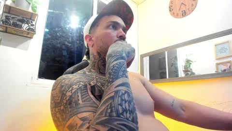 angellatino0 online show from February 2025 09:51:02 AM