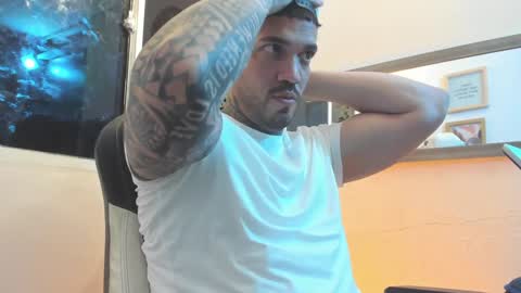 angellatino0 online show from February 2025 04:36:02 AM