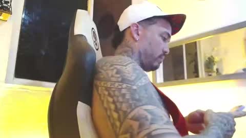 angellatino0 online show from February 2025 07:45:01 AM