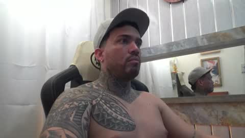 angellatino0 online show from October 2025 04:00:02 AM