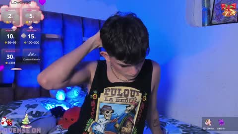 Snapshot of angelocute_ chatting on December 2024 03:37:01 AM Angelo I work from home this is my room online show from December 2024 03:37:01 AM